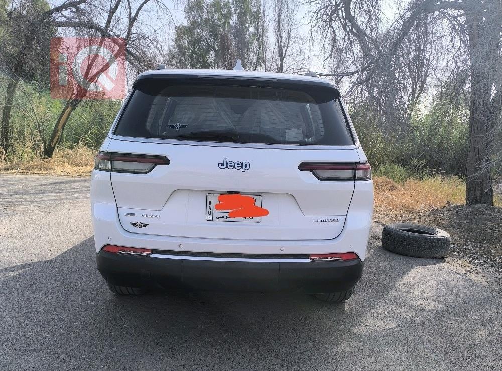 جیپ L گراند شیرۆکی